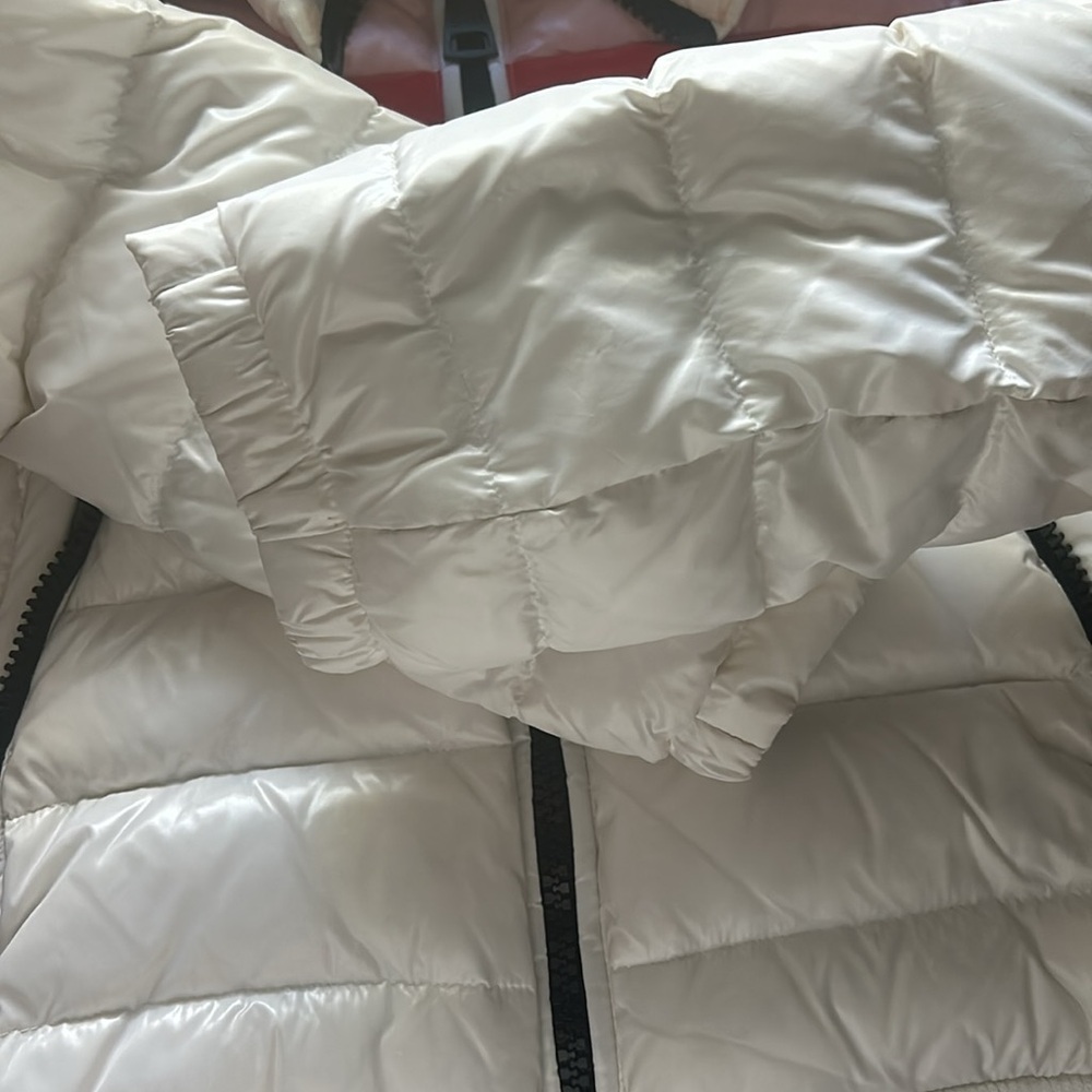 Sam. puffer coat. Sz L - Picture 3 of 3